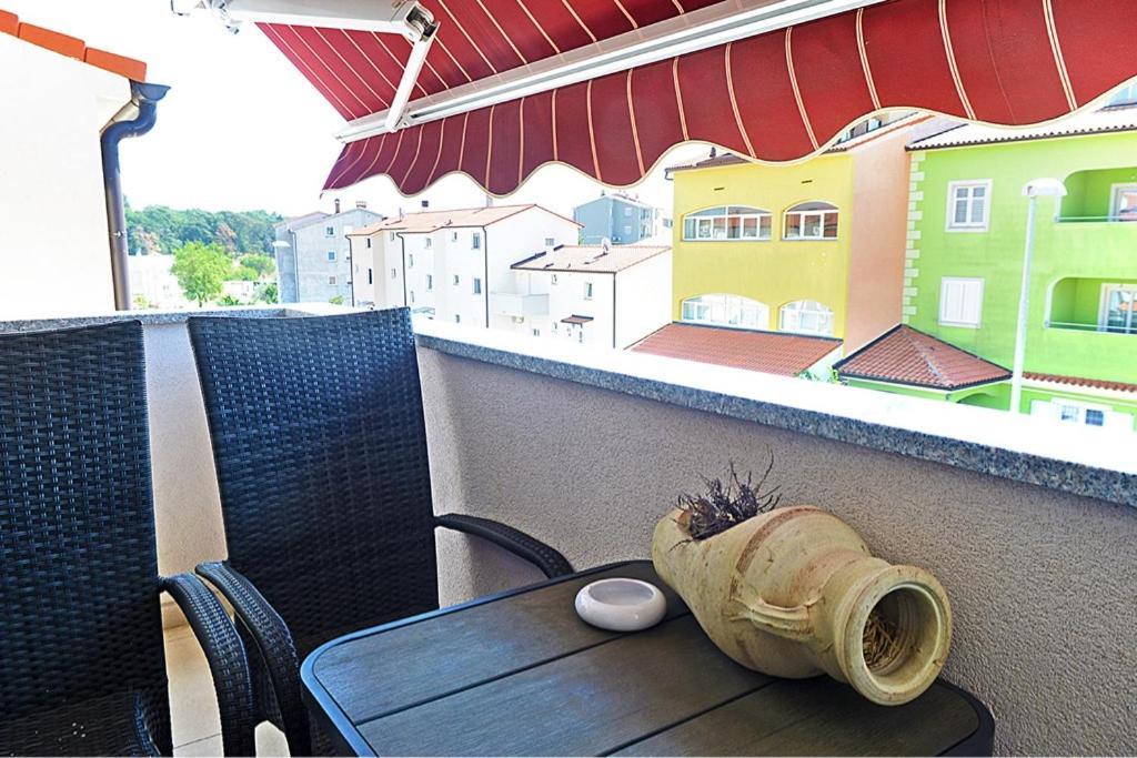 Leona Apartment Pula Exterior foto